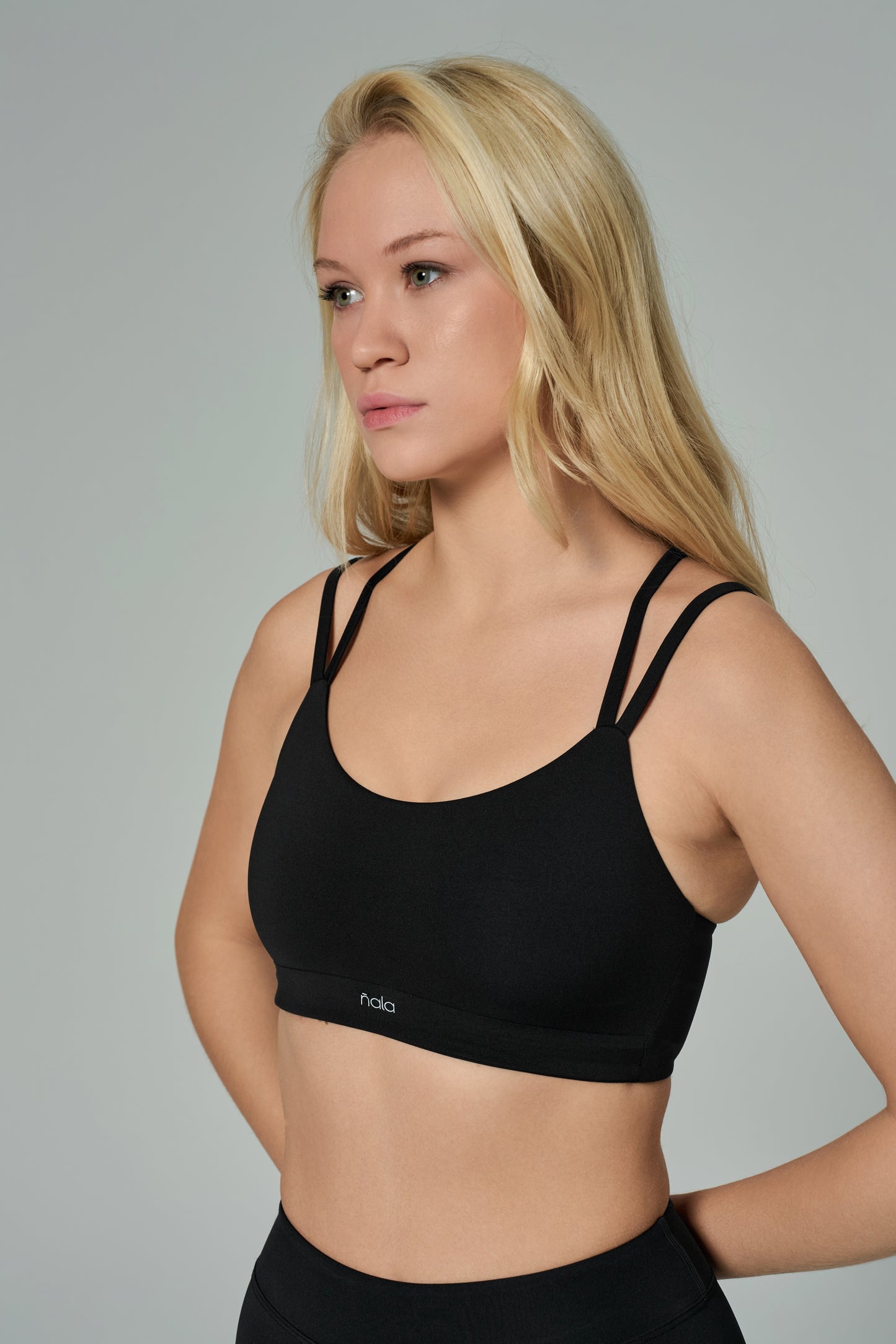 Jennifer Spor Üstü