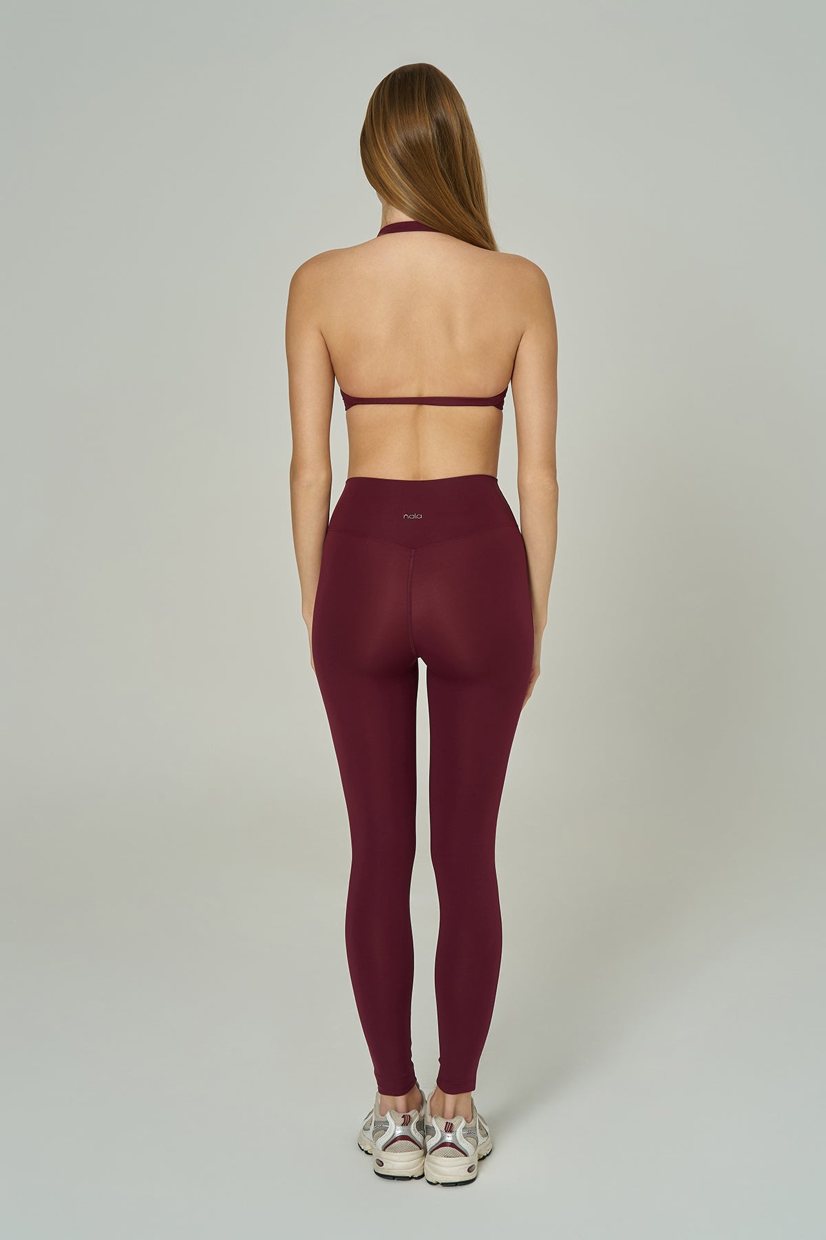 'Scarlet' Sırt Dekolteli Halter Yaka Spor Sütyeni | Bordo