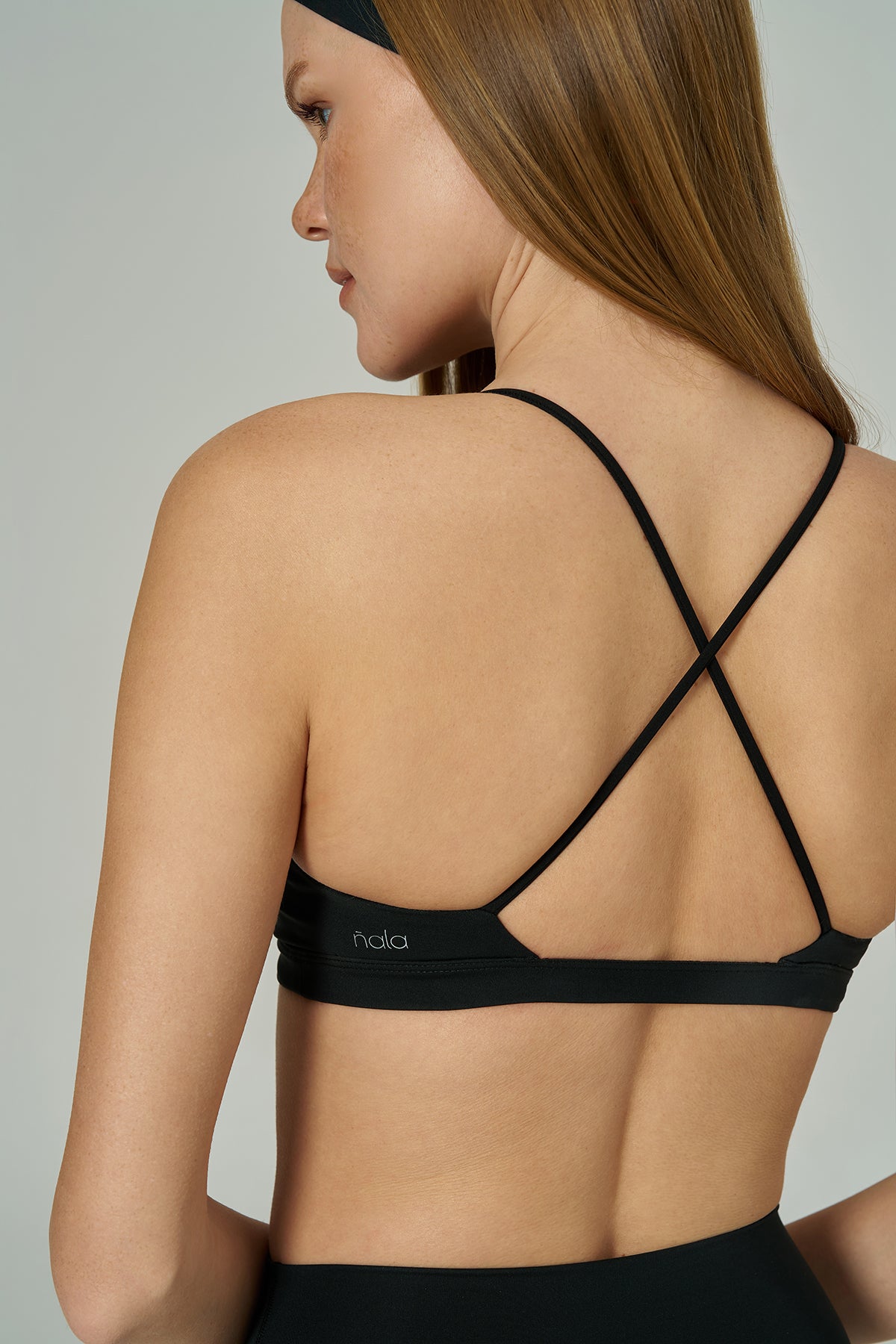 'Micro' V Neck Sports Bra | Black