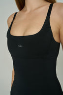 'Timeless' Scoop Neck Spor Üstü | Siyah