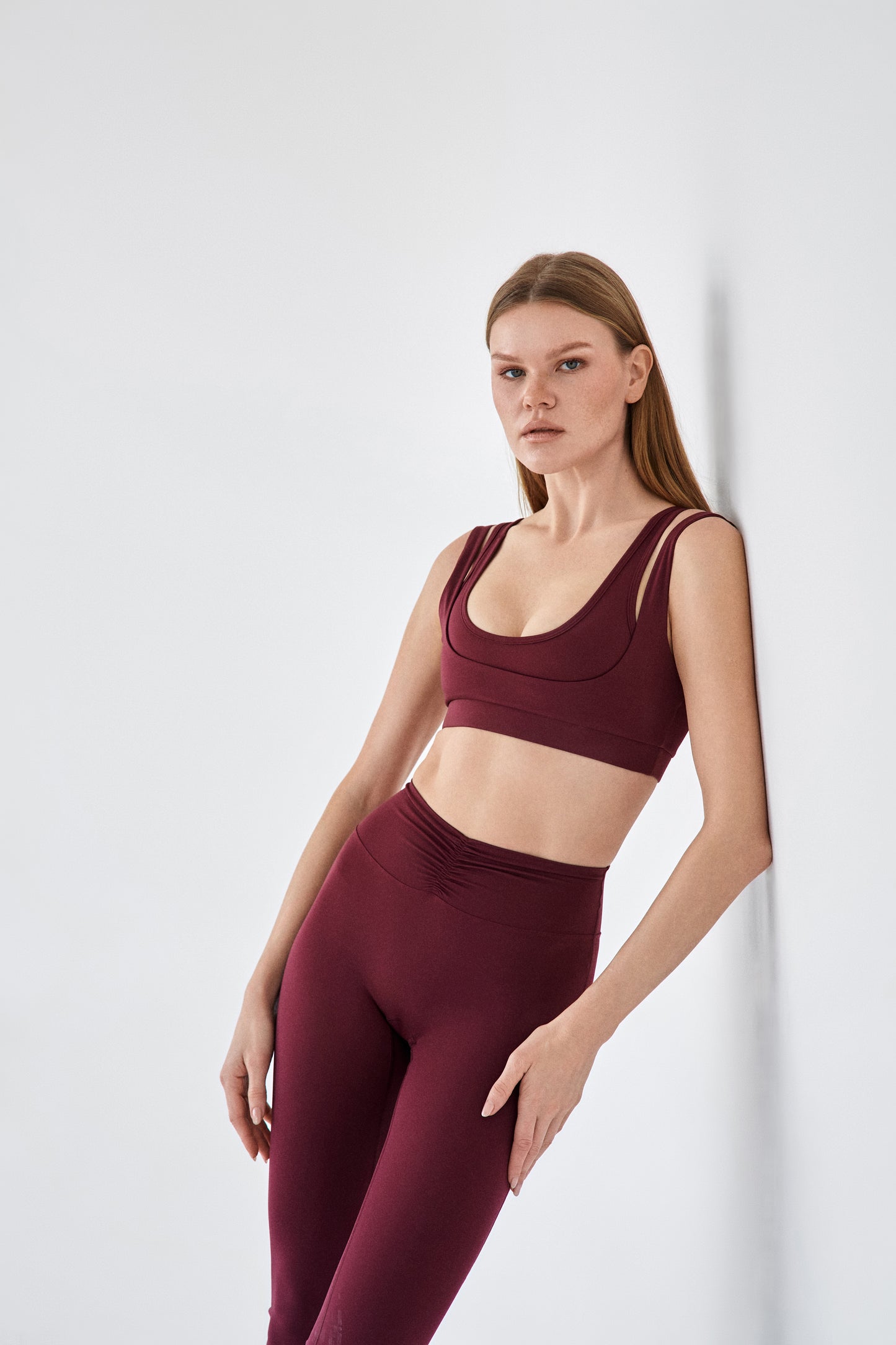'2much' Çift Katmanlı Spor Sütyeni | Bordo