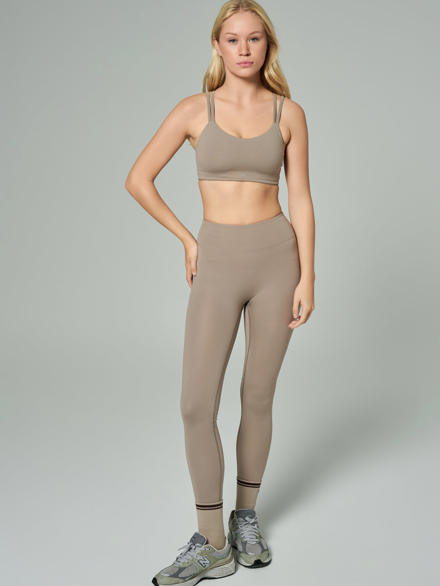 'Nicole' Dar Kesim Gizli Arka Cepli Tayt | Vizon